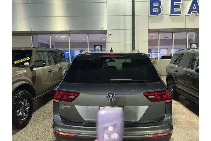 $16649 : Volkswagen Tiguan 2020 SE 4d image 5