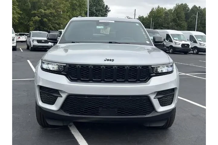 $29998 : Jeep Grand Cherokee 2024 4x4 image 5