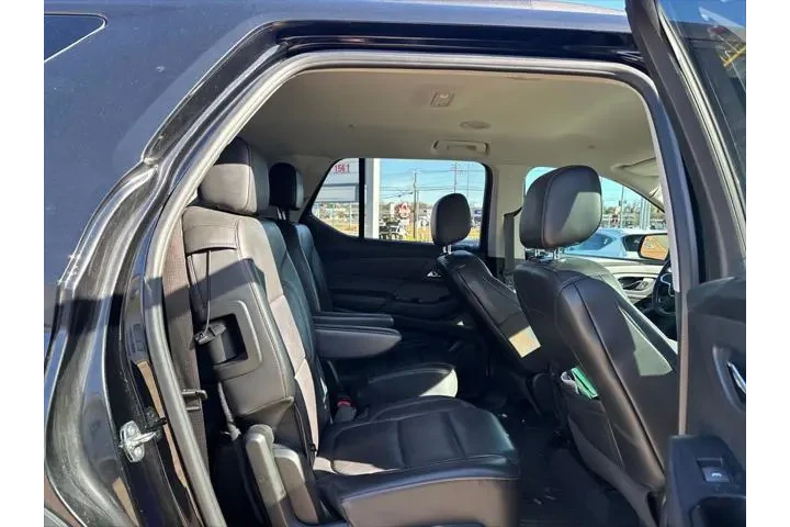 $15700 : Chevrolet Traverse 2019 RS 4 image 8