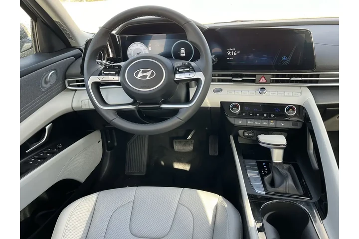 $22995 : Hyundai ELANTRA 2024 Limited image 8