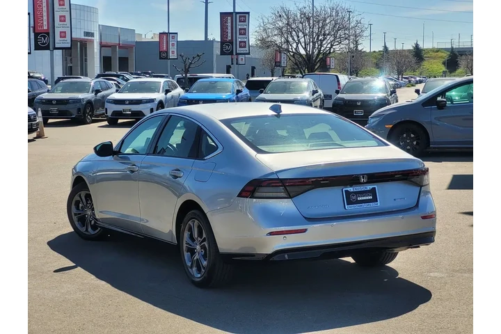 $32887 : Honda Accord Hybrid 2026 EX- image 7