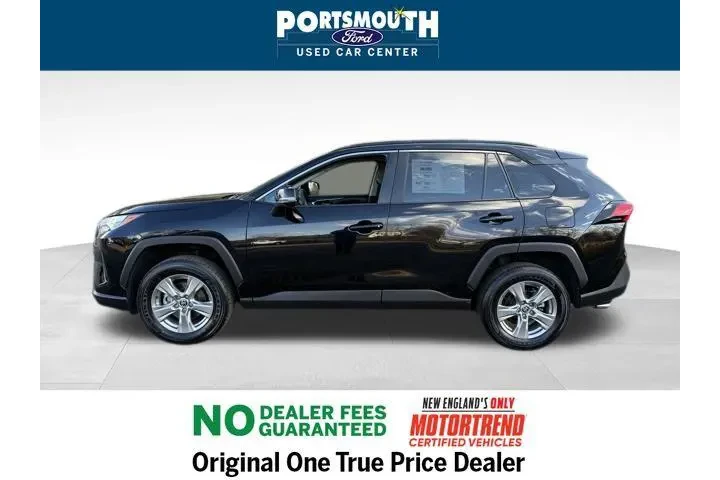 $28495 : Toyota RAV4 2024 AWD XLE 4dr image 2