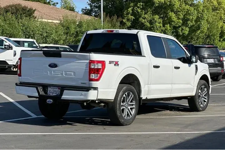$38000 : Ford F-150 2023 4x4 XL 4dr S image 3