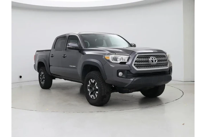 $25998 : Toyota Tacoma 2017 4x2 TRD O image 1