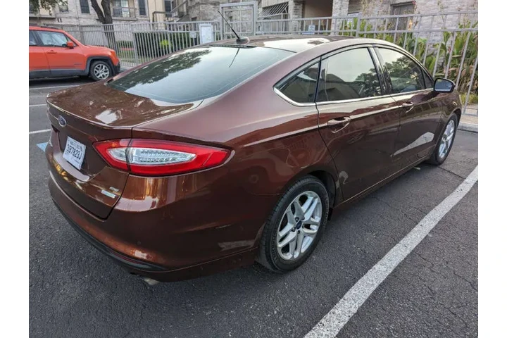$8990 : 2016 Fusion SE image 5