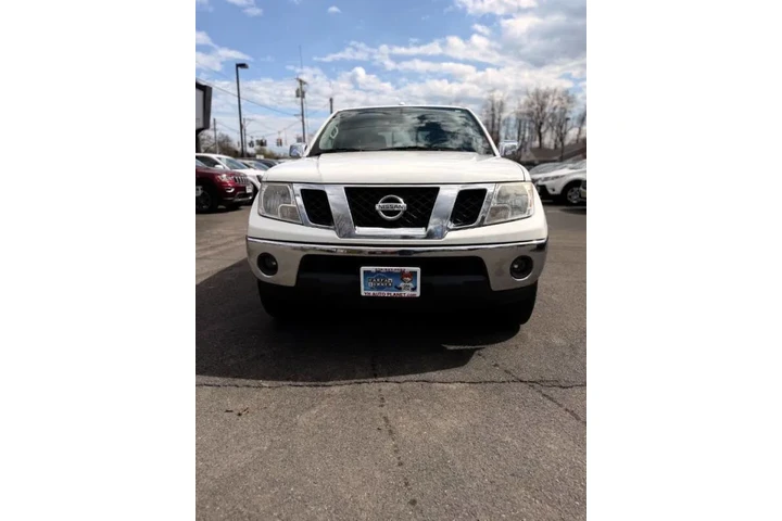 $9995 : 2016 Frontier SL image 5