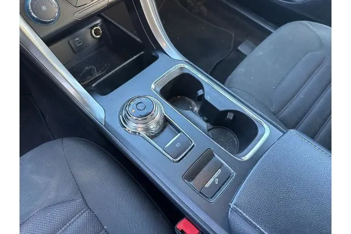 $13847 : Ford Fusion 2017 SE 4dr Seda image 10