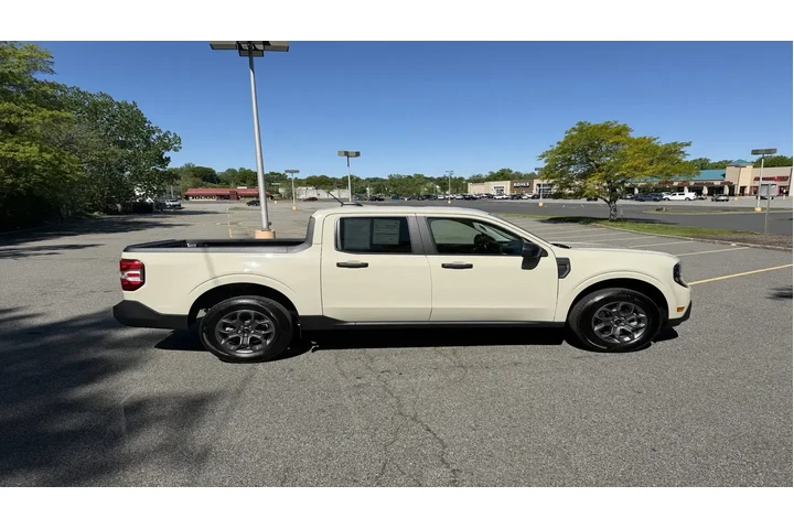 $31985 : Ford Maverick 2025 AWD XLT 4 image 8