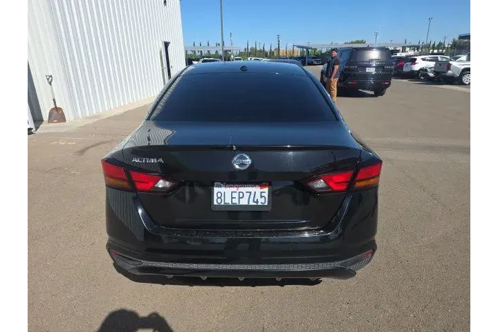 $10900 : Nissan Altima 2019 2.5 S 4dr image 5