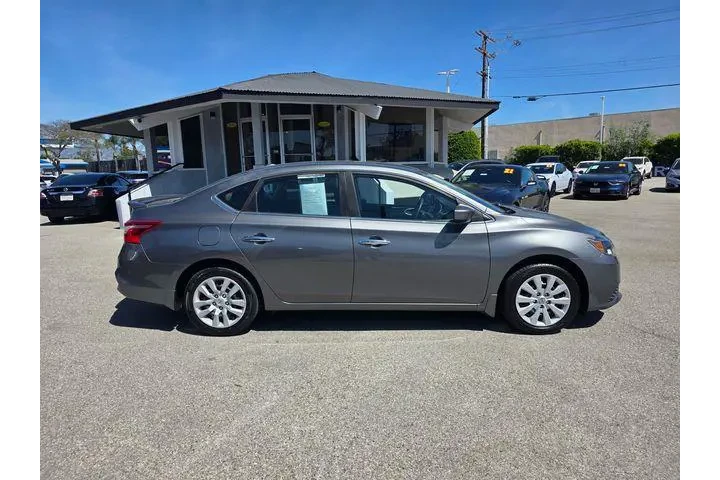 $10678 : Nissan Sentra 2017 S 4dr Sed image 3