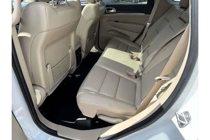 $25985 : Jeep Grand Cherokee 2021 4x4 image 9