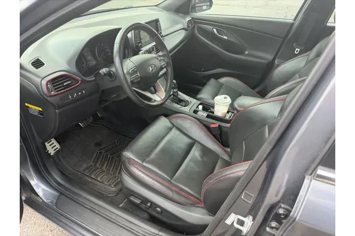 $15166 : Hyundai ELANTRA GT 2018 Spor image 7