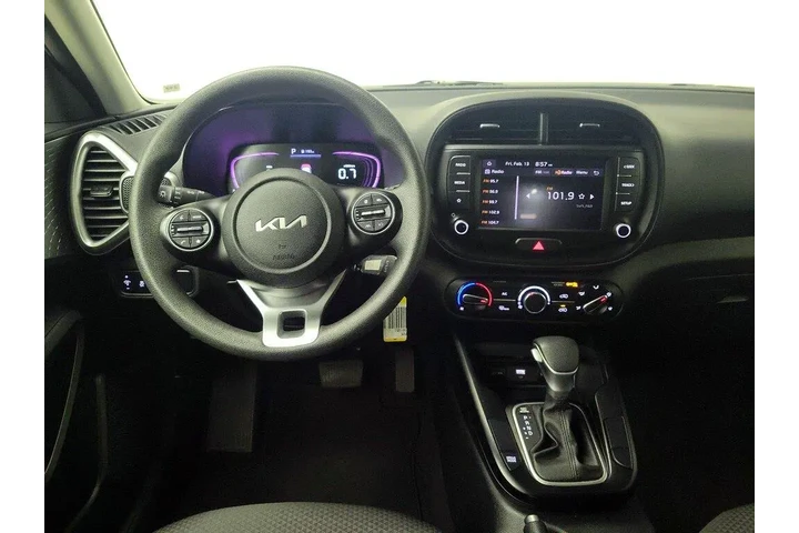 $16998 : Kia Soul 2024 LX 4dr Crossov image 10