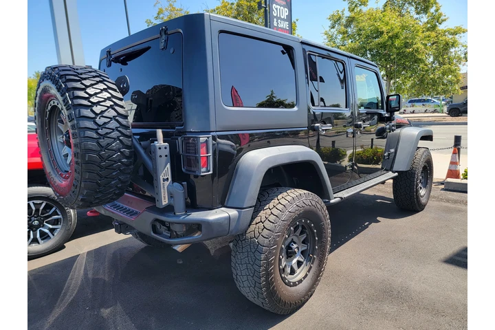 2018 Jeep Wrangler Unlimited R image 3