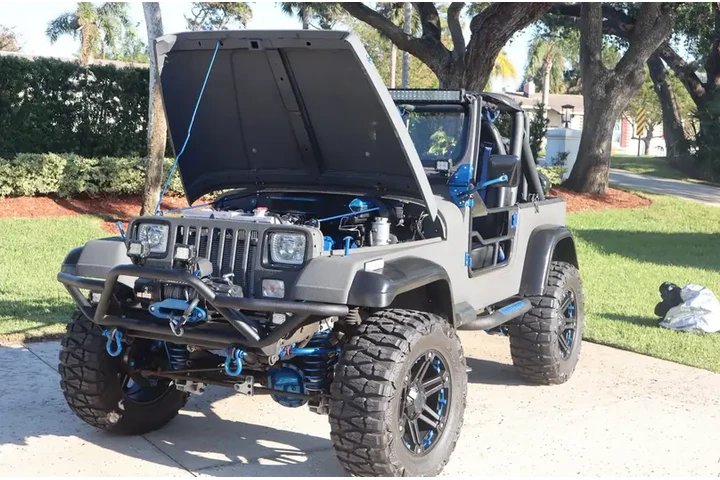 $12850 : Modified 1990 Jeep Wrangler image 7