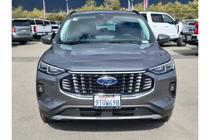 $28895 : Ford Escape Plug-In Hybrid 2 image 8