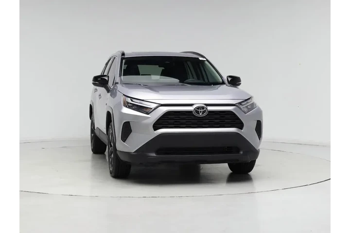 $27998 : Toyota RAV4 2023 XLE 4dr SUV image 5