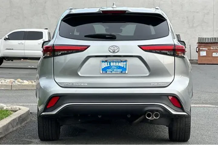 $36862 : Toyota Highlander 2021 AWD X image 8