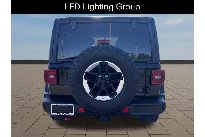 $26979 : Jeep Wrangler Unlimited 2021 image 5