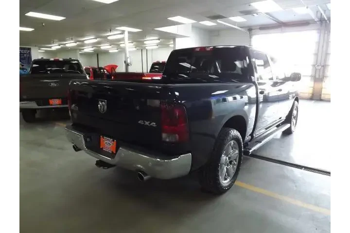 $21585 : Ram 1500 2018 4x4 SLT 4dr Cr image 5