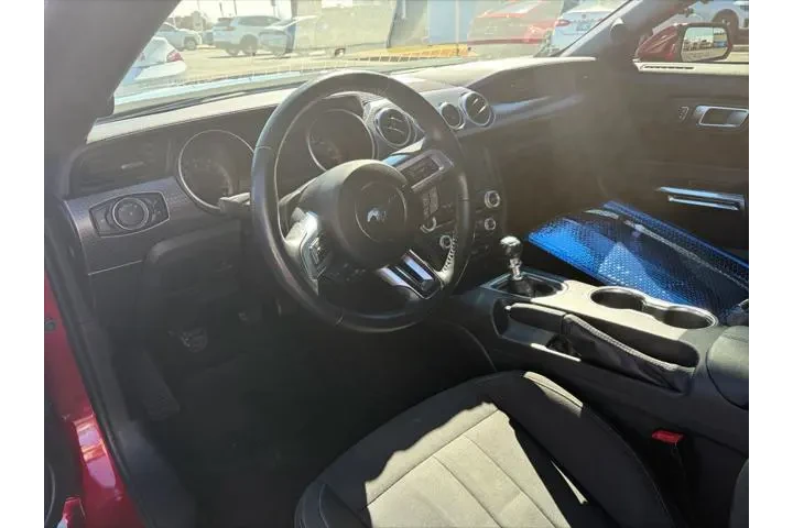 $32500 : Ford Mustang 2020 GT 2dr Fas image 7