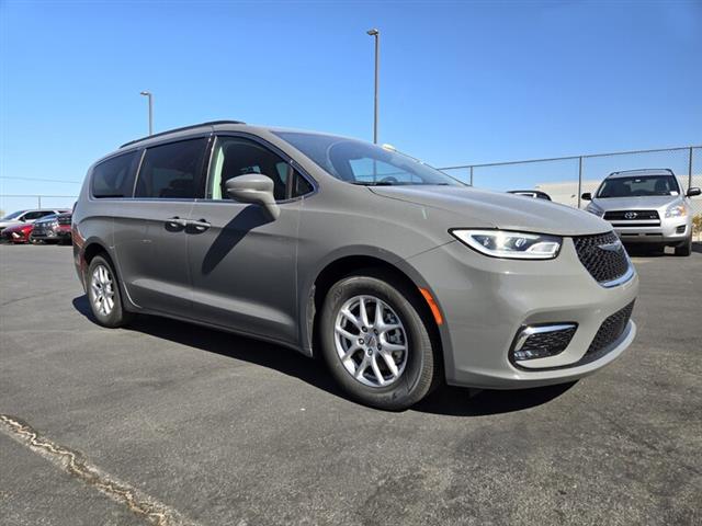 $25521 : Pre-Owned 2022 PACIFICA TOURI image 6