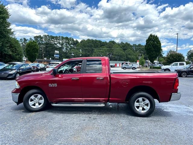 2015 RAM 1500 SLT Quad Cab 2WD image 4