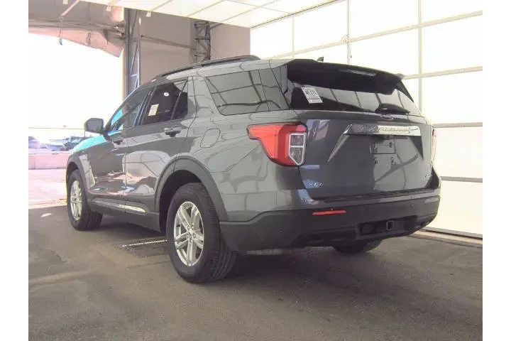 $24499 : Ford Explorer 2022 AWD XLT 4 image 8