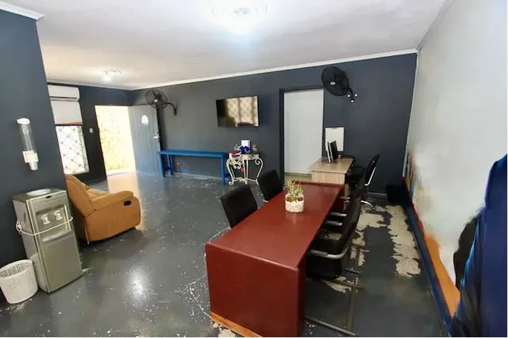 $21000000 : VENDO CASA EN GASCUE USO COMER image 3