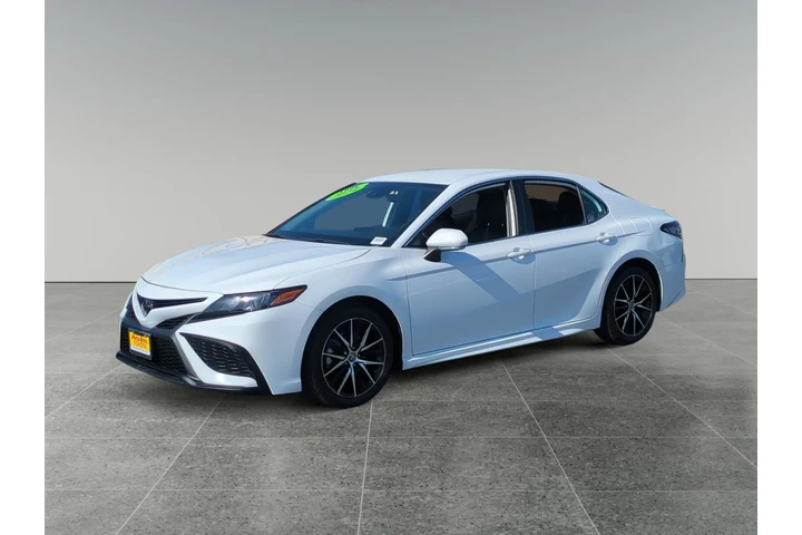 $25500 : Toyota Camry 2024 image 1