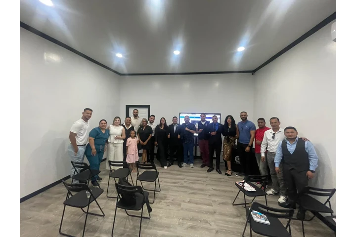 Vendedores  con experiencia image 1