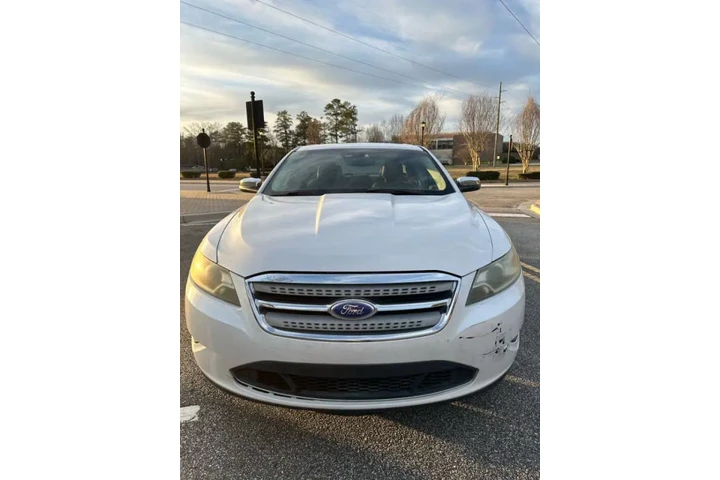 $3500 : 2011 Taurus Limited image 6