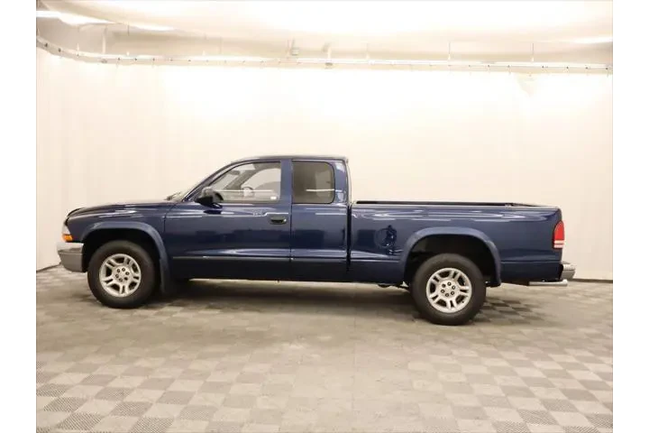 $9998 : Dodge Dakota 2003 2dr Club C image 2