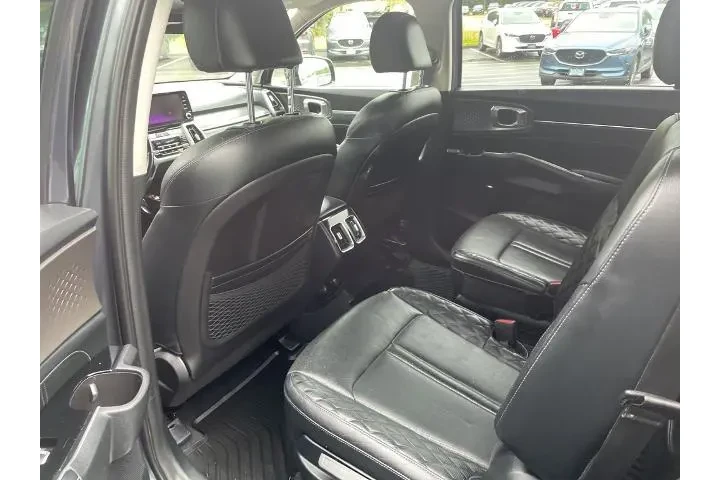 $22750 : Kia Sorento 2021 SX Prestige image 8