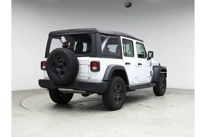 $29998 : Jeep Wrangler Unlimited 2022 image 8