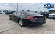 $19959 : Chevrolet Malibu 2024 LT 4dr thumbnail