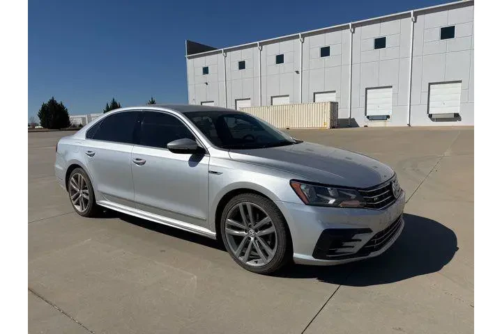 $10843 : Volkswagen Passat 2017 1.8T image 3