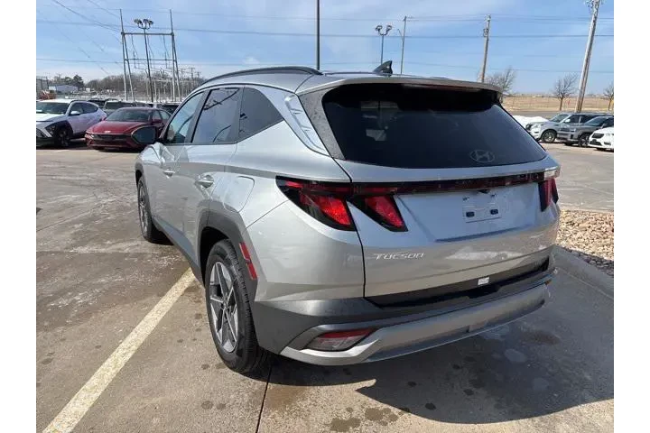 $24998 : Hyundai TUCSON 2025 SEL 4dr image 3