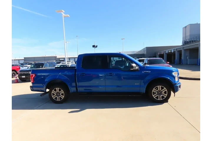 $7999 : Ford F-150 2017 4x2 XLT 4dr image 10