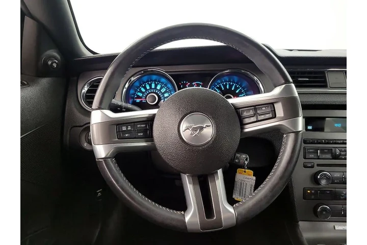 $16998 : Ford Mustang 2014 V6 Premium image 10