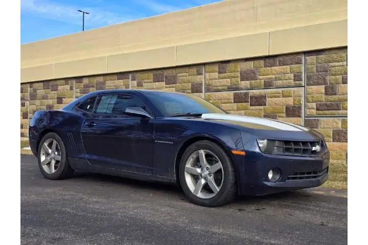 $10701 : Chevrolet Camaro 2012 LT 2dr image 5