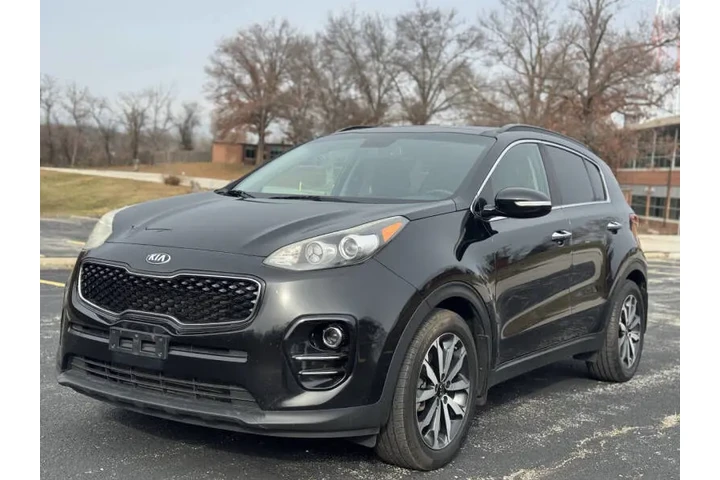$8999 : 2018 Sportage EX image 2