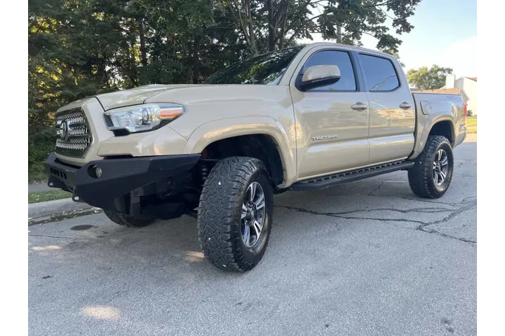 $24995 : 2016 Tacoma TRD Sport image 6