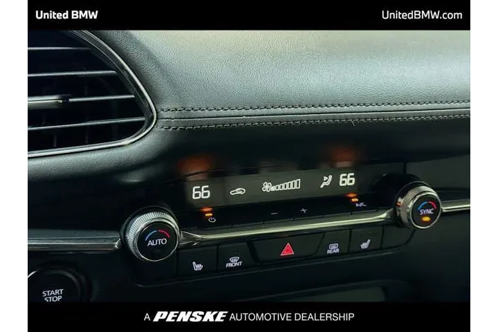 $17995 : Mazda Mazda3 Sedan 2019 Pref image 10