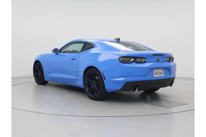 $26998 : Chevrolet Camaro 2022 LT 2dr image 2