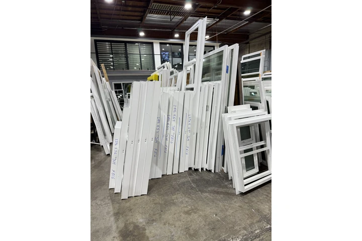 $160 : Windows And Doors image 4