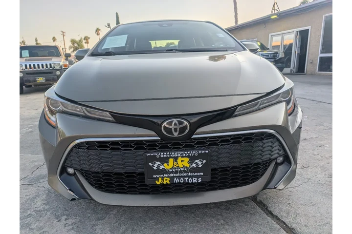 $12995 : 2019 Corolla XSE Hatchback image 2
