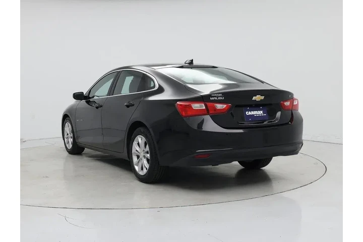 $17998 : Chevrolet Malibu 2023 LT 4dr image 2