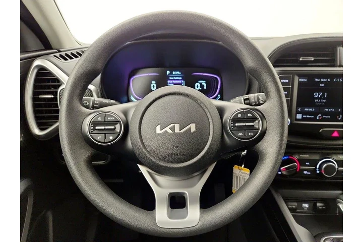 $19998 : Kia Soul 2023 LX 4dr Crossov image 10