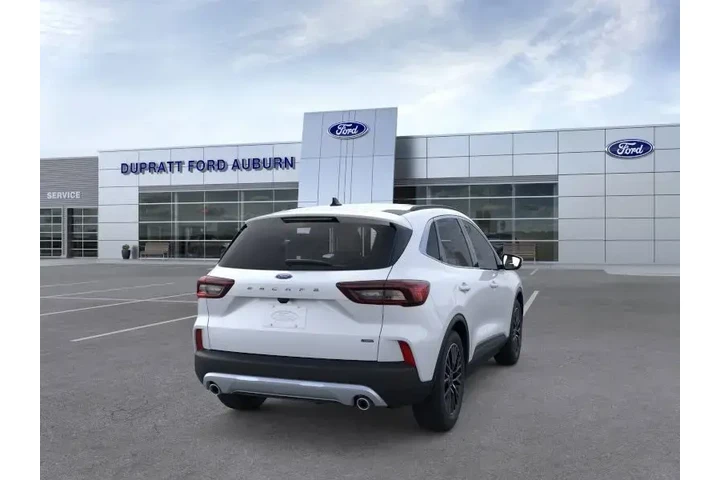 $39500 : Ford Escape Plug-In Hybrid 2 image 8